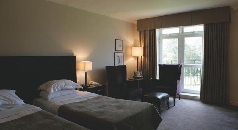 Macdonald Hill Valley Hotel, Spa & Golf Resort Whitchurch  Rum bild