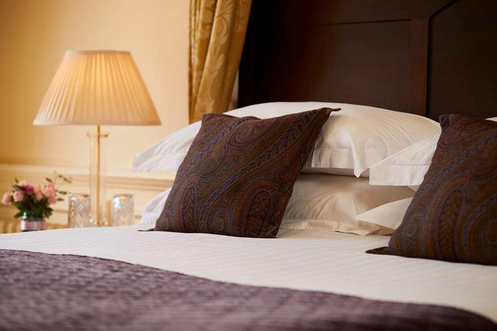 Macdonald Hill Valley Hotel, Spa & Golf Resort Whitchurch  Rum bild