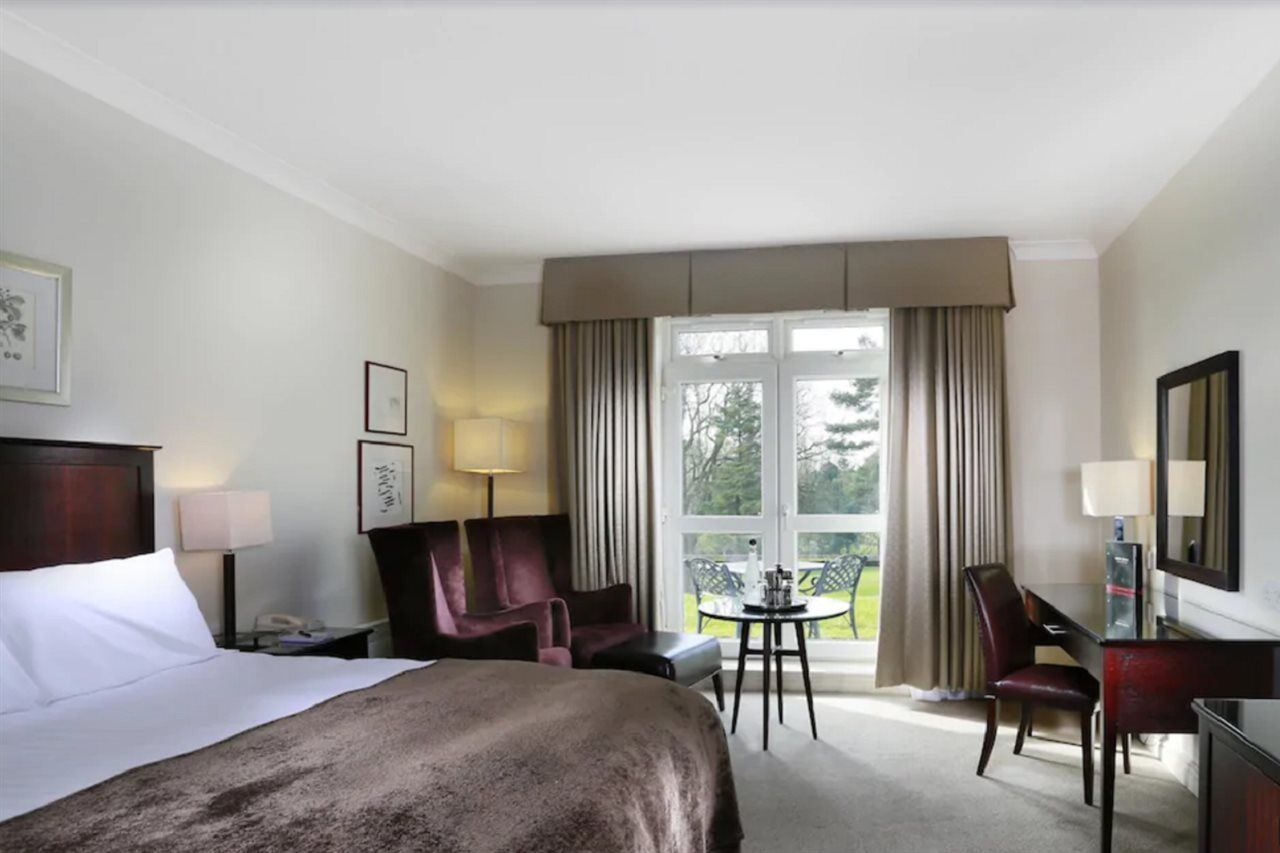 Macdonald Hill Valley Hotel, Spa & Golf Resort Whitchurch  Exteriör bild