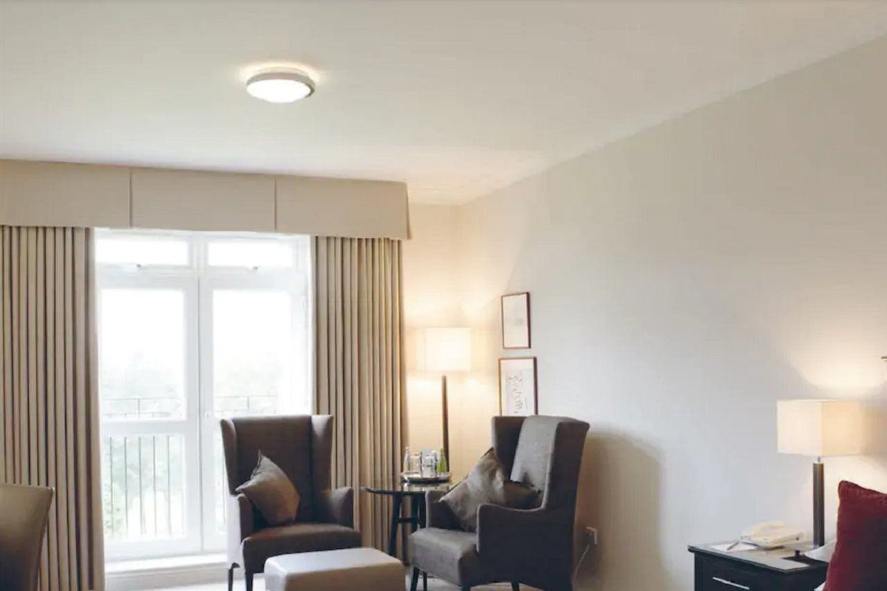 Macdonald Hill Valley Hotel, Spa & Golf Resort Whitchurch  Exteriör bild
