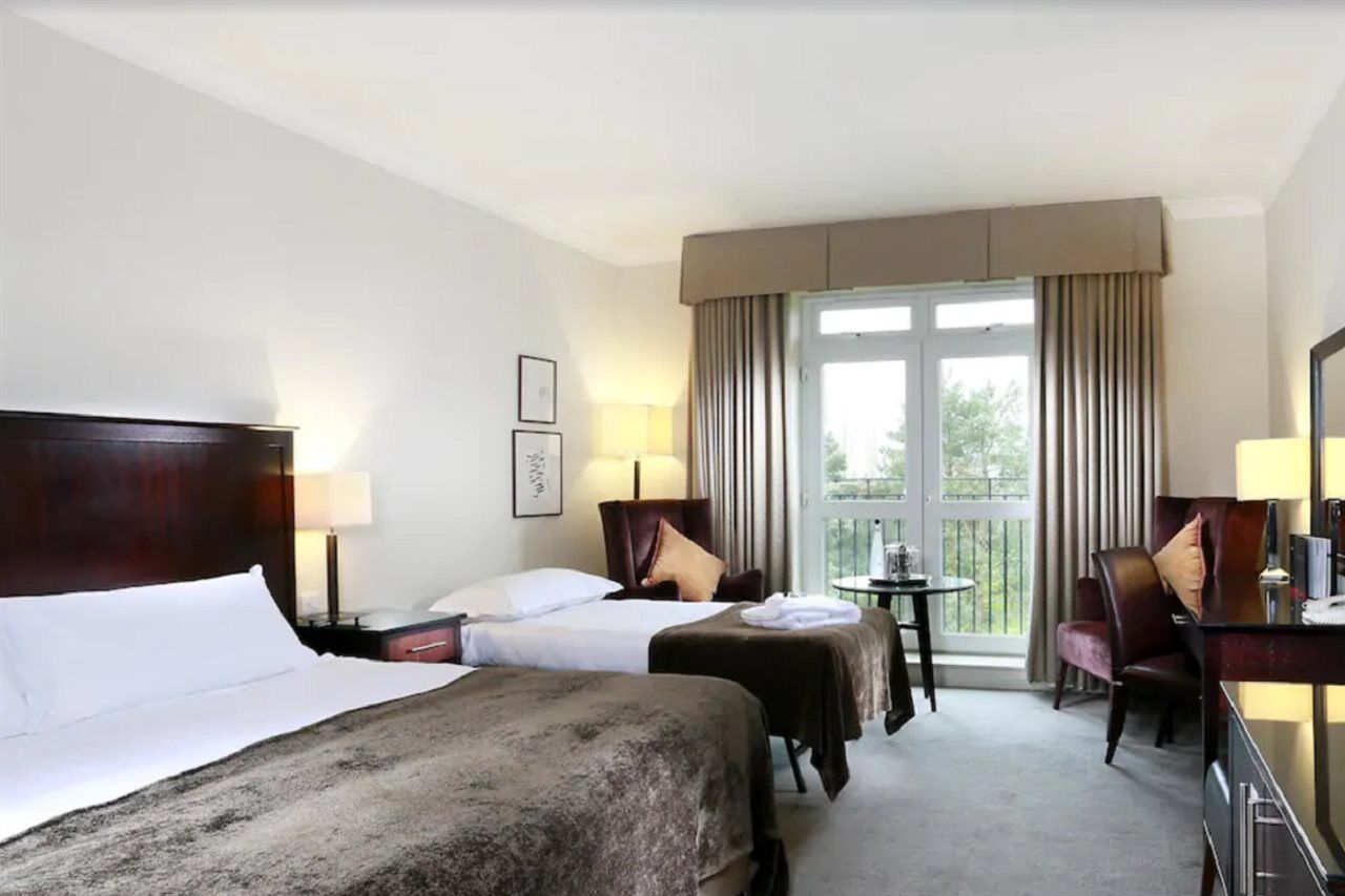 Macdonald Hill Valley Hotel, Spa & Golf Resort Whitchurch  Exteriör bild